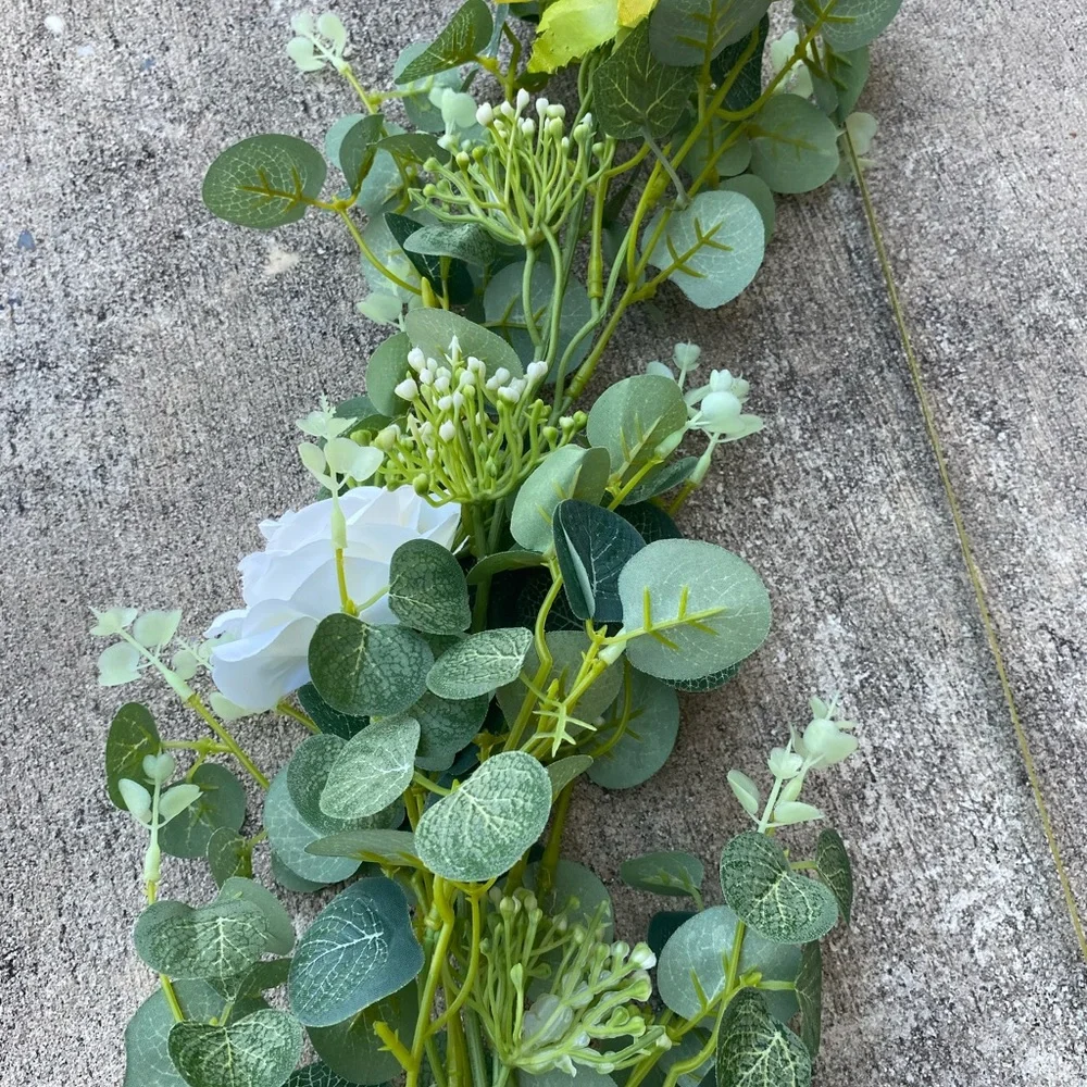 Artificial Garland